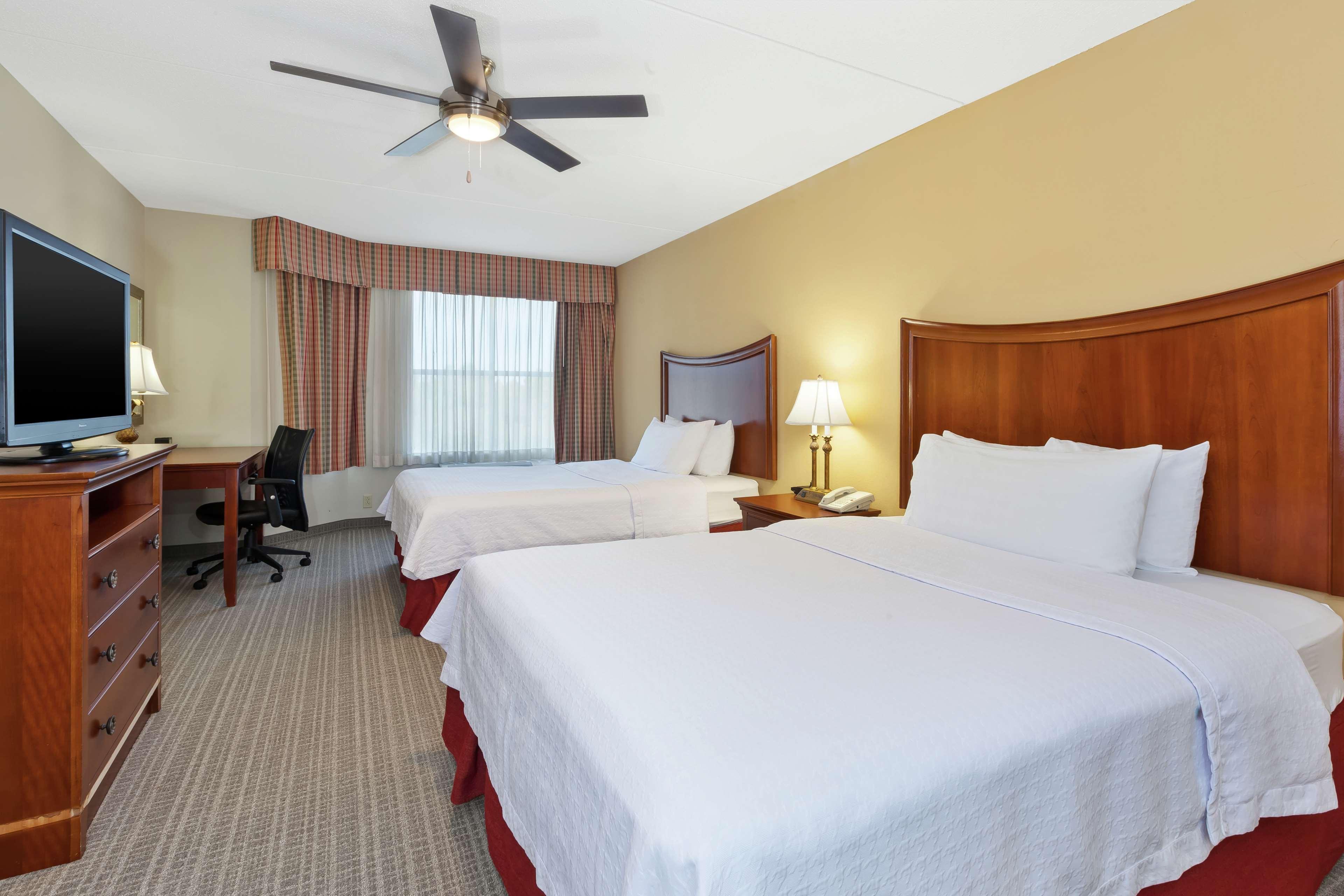 Homewood Suites By Hilton Chesapeake - Greenbrier Exterior photo