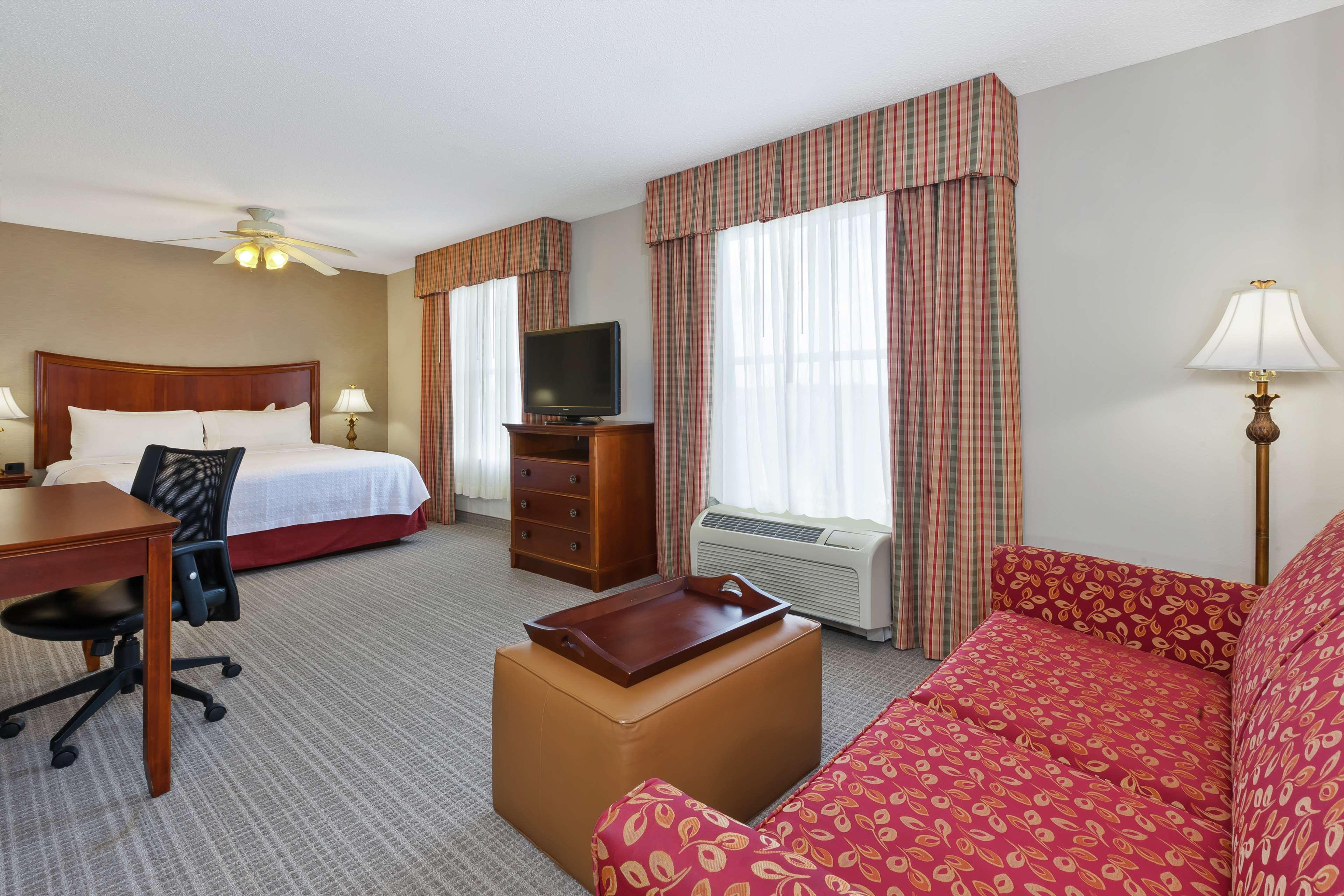 Homewood Suites By Hilton Chesapeake - Greenbrier Exterior photo