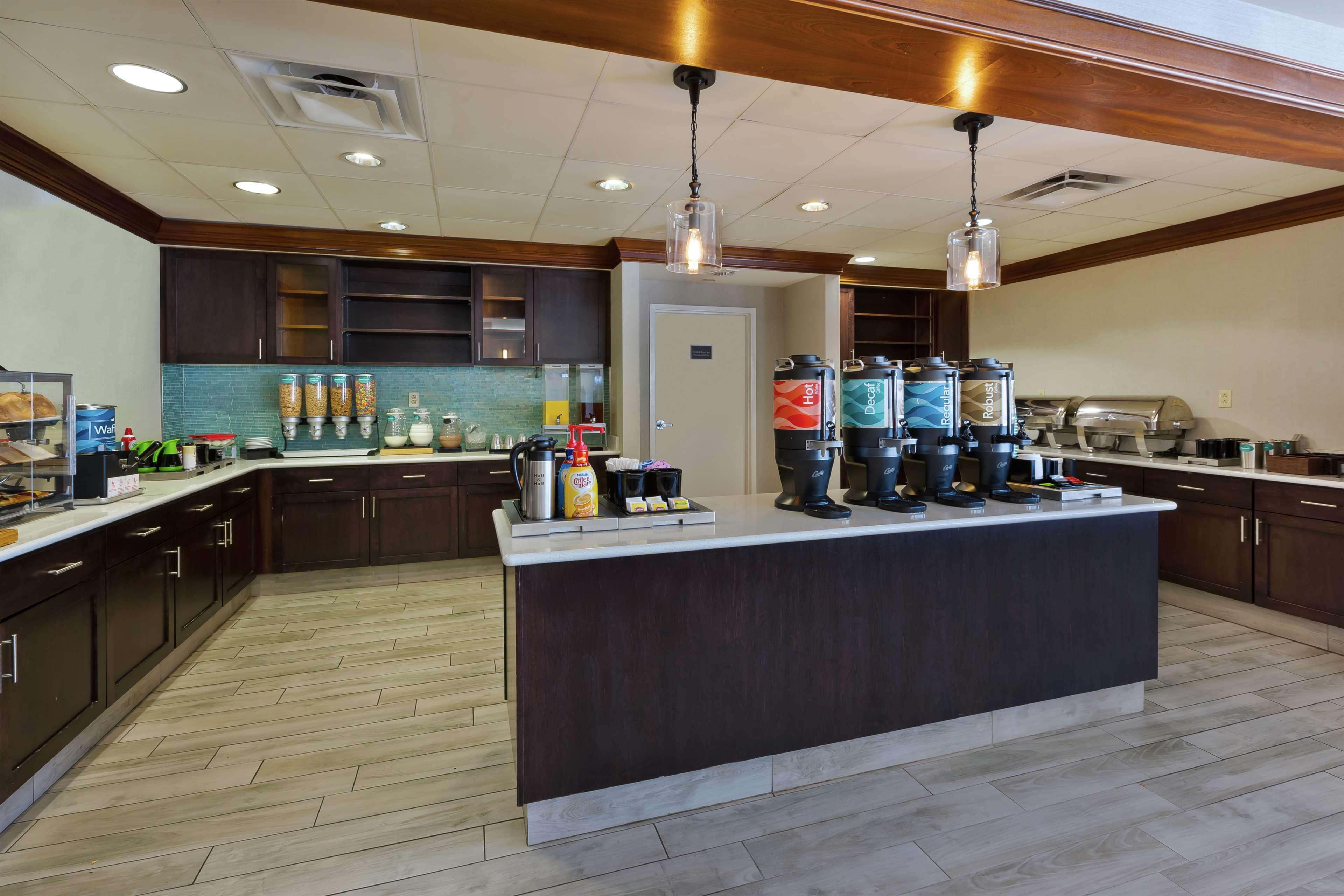 Homewood Suites By Hilton Chesapeake - Greenbrier Exterior photo