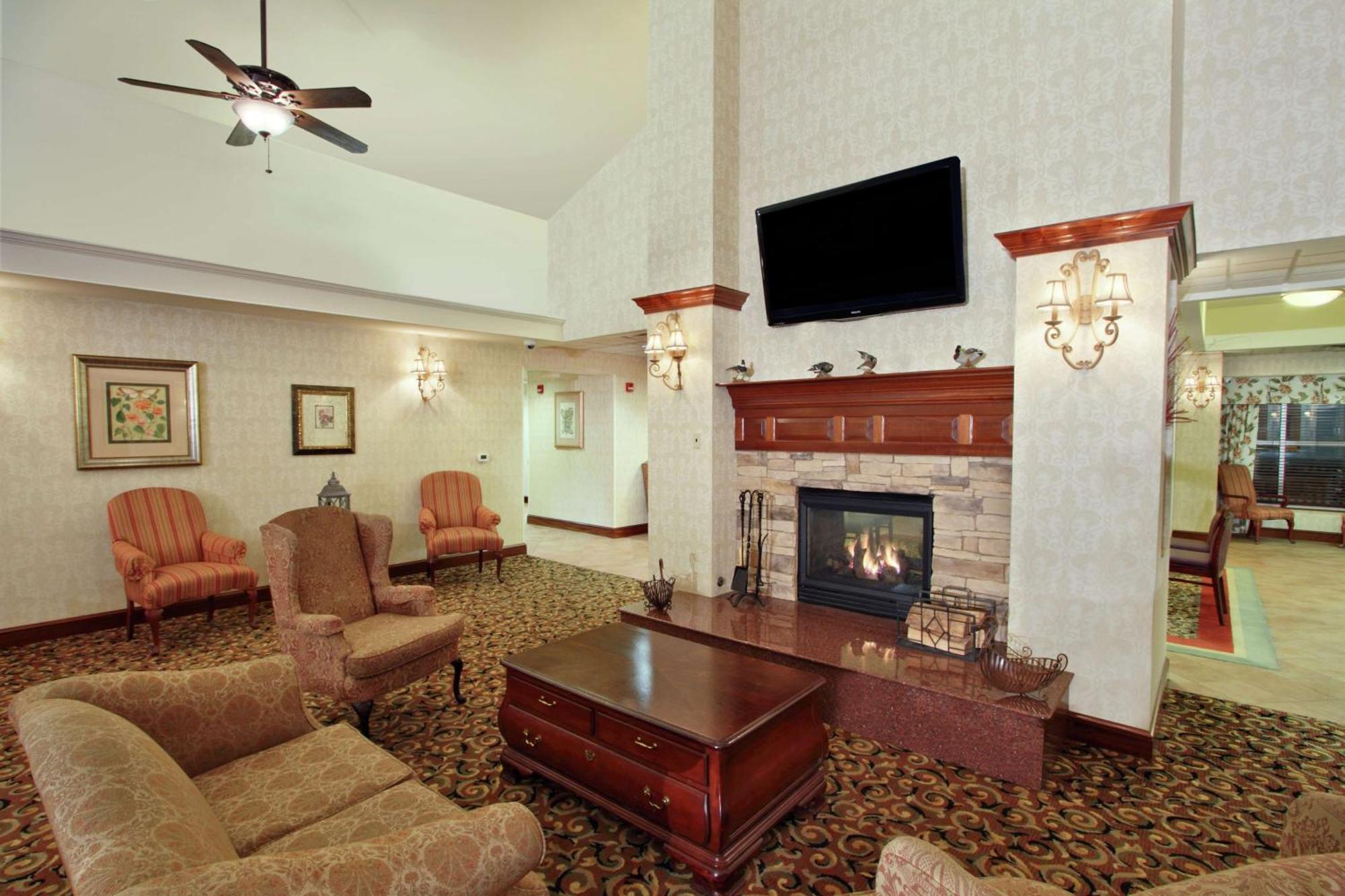 Homewood Suites By Hilton Chesapeake - Greenbrier Exterior photo